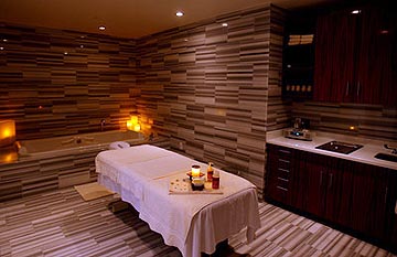 JOHN GURZINSKI/REVIEW JOURNAL
BUSINESS----A massage room in the spa of the Trump International Hotel Wednesday March 26, 2008.